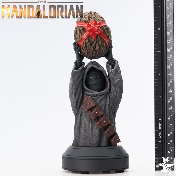 Gentle Giant Star Wars The Mandalorian Offworld Jawa Holiday Edition Exclusive Mini Bust
